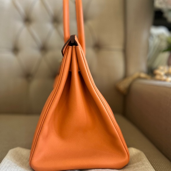 ❌SOLD❌Birkin 35 Mango on PHW
Epspm Leather Stamp P Square (2012) - Picture 8 of 16